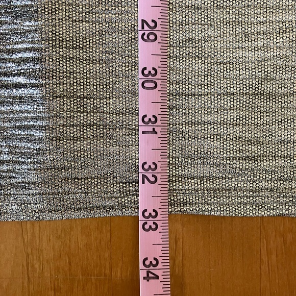 Alice + Olivia Delora Metallic - Picture 10 of 10